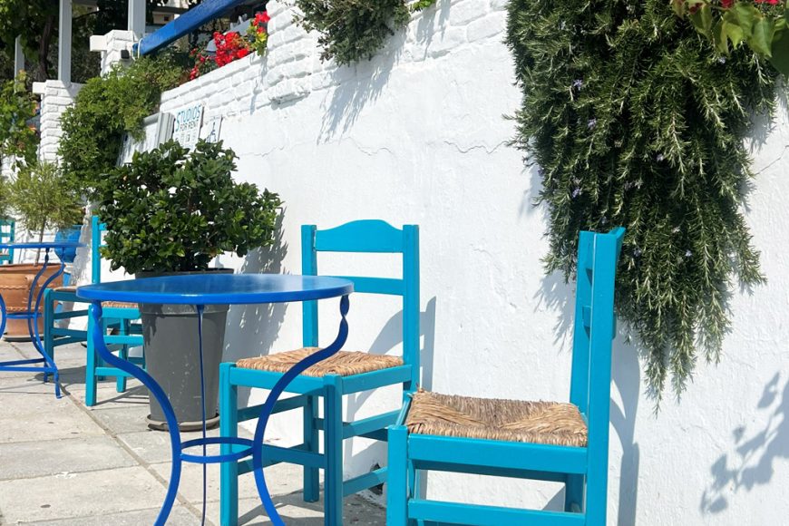 Dining in Nea Skioni