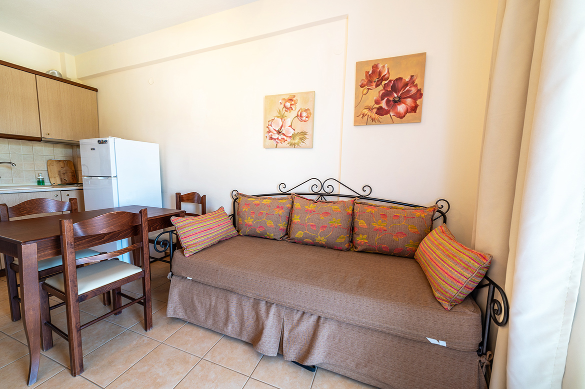 Studios / Apartments 2nd floor - Seaview